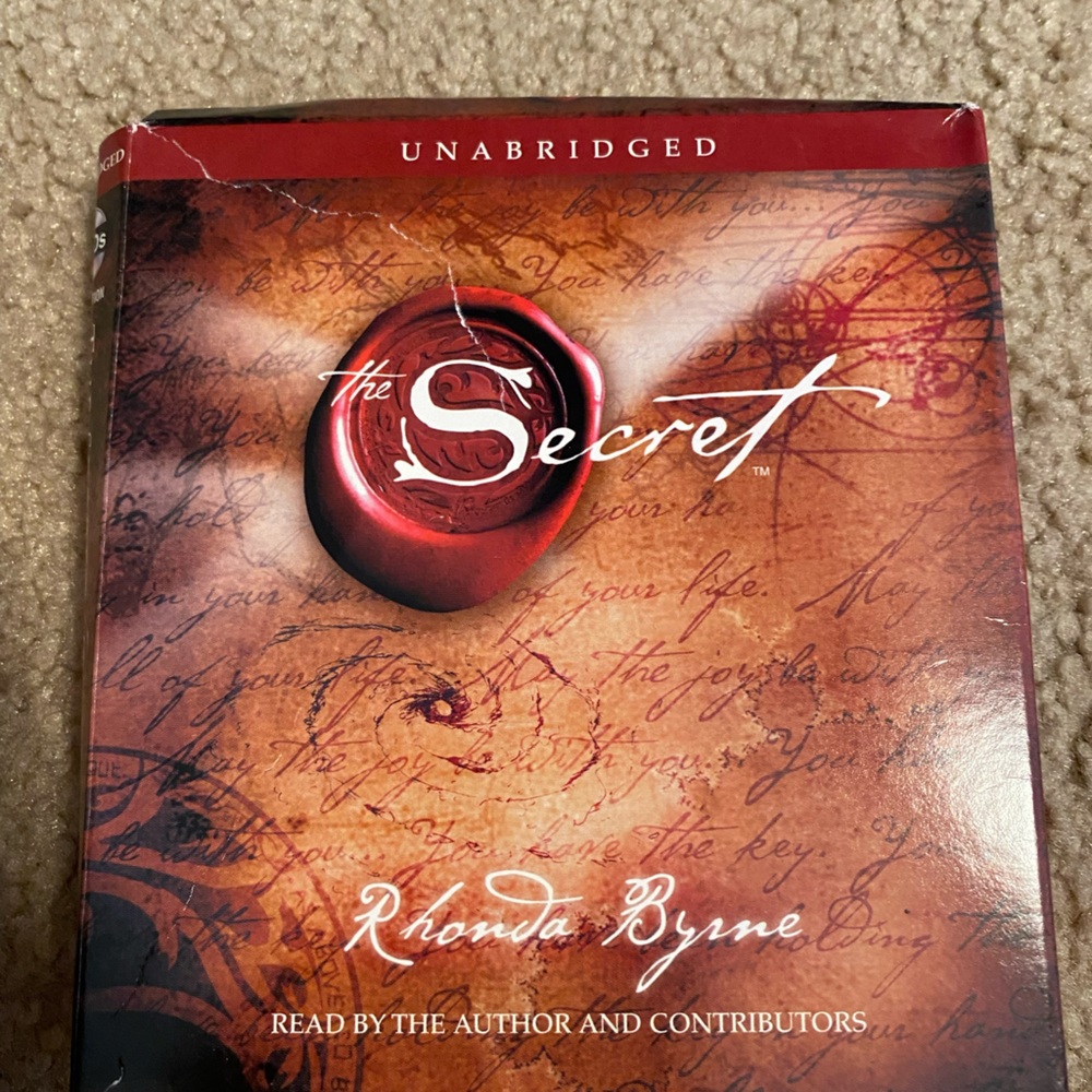 💖NEW ITEM💖 3/$10 Audiobook. Bundle with other items 3/$10 and save!